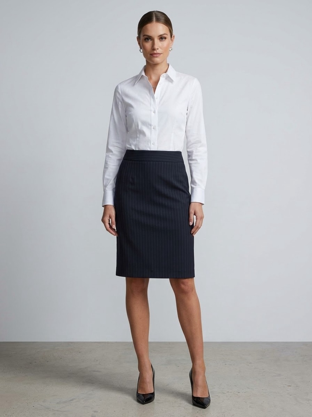 TAILOR NWT Wool Blend Navy Blue Pinstripe Pencil Skirt Workwear